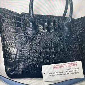 BEVERLY HILLS BAG LADY USA -NWT $419.00   ONE OF A KIND MORE PICTURES COMONG